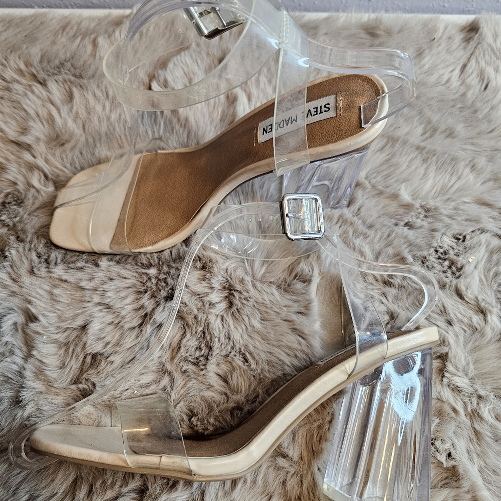 Steve Madden Beki Sandal